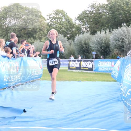 25.08.2024 - Elbe Triathlon Hamburg H.Heesch http://msf.ph/oto/6882171 25.08.2024 12:43:43 Ziel 1779 meine-sportfotos.de