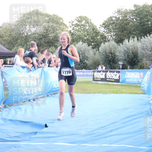 25.08.2024 - Elbe Triathlon Hamburg H.Heesch http://msf.ph/oto/6882177 25.08.2024 12:43:43 Ziel 1779 meine-sportfotos.de