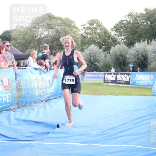 25.08.2024 - Elbe Triathlon Hamburg H.Heesch http://msf.ph/oto/6882181 25.08.2024 12:43:43 Ziel 1779 meine-sportfotos.de