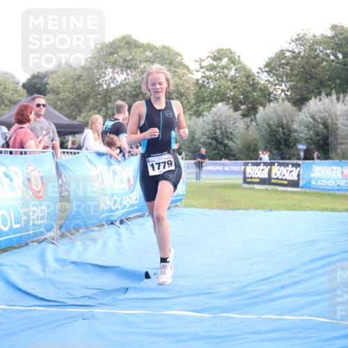 25.08.2024 - Elbe Triathlon Hamburg H.Heesch http://msf.ph/oto/6882184 25.08.2024 12:43:43 Ziel 1779 meine-sportfotos.de