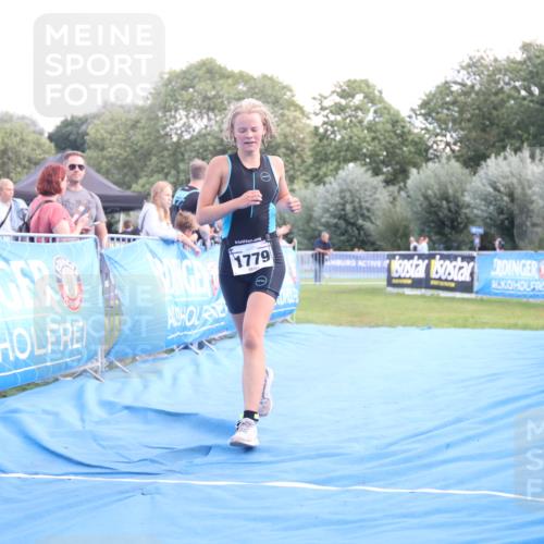 25.08.2024 - Elbe Triathlon Hamburg H.Heesch http://msf.ph/oto/6882185 25.08.2024 12:43:43 Ziel 1779 meine-sportfotos.de