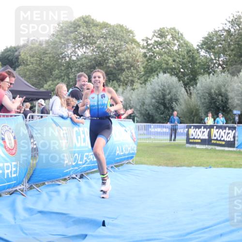 25.08.2024 - Elbe Triathlon Hamburg H.Heesch http://msf.ph/oto/6882240 25.08.2024 12:44:32 Ziel 1767 meine-sportfotos.de