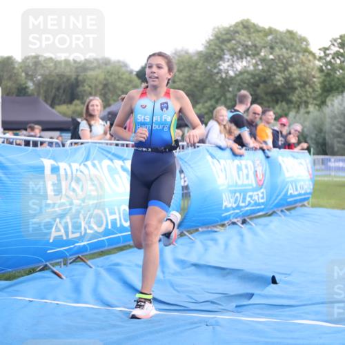 25.08.2024 - Elbe Triathlon Hamburg H.Heesch http://msf.ph/oto/6882245 25.08.2024 12:44:33 Ziel 1767 meine-sportfotos.de