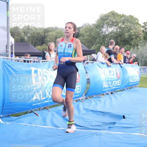 25.08.2024 - Elbe Triathlon Hamburg H.Heesch http://msf.ph/oto/6882247 25.08.2024 12:44:33 Ziel 1767 meine-sportfotos.de