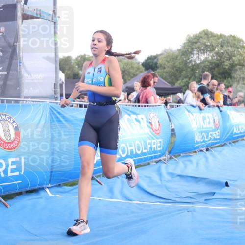 25.08.2024 - Elbe Triathlon Hamburg H.Heesch http://msf.ph/oto/6882252 25.08.2024 12:44:33 Ziel 1767 meine-sportfotos.de
