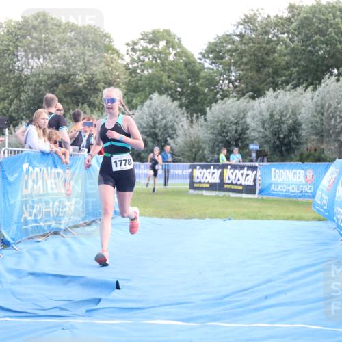 25.08.2024 - Elbe Triathlon Hamburg H.Heesch http://msf.ph/oto/6882256 25.08.2024 12:45:34 Ziel 1766, 1778 meine-sportfotos.de