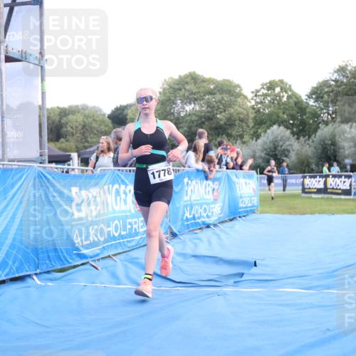 25.08.2024 - Elbe Triathlon Hamburg H.Heesch http://msf.ph/oto/6882277 25.08.2024 12:45:35 Ziel 1766, 1778 meine-sportfotos.de