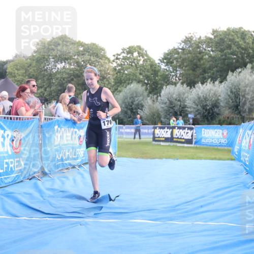 25.08.2024 - Elbe Triathlon Hamburg H.Heesch http://msf.ph/oto/6882289 25.08.2024 12:45:39 Ziel 1766, 1778 meine-sportfotos.de