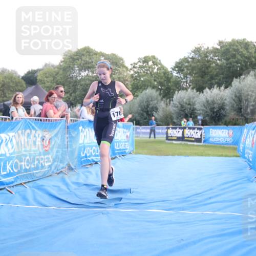 25.08.2024 - Elbe Triathlon Hamburg H.Heesch http://msf.ph/oto/6882293 25.08.2024 12:45:39 Ziel 1766, 1778 meine-sportfotos.de