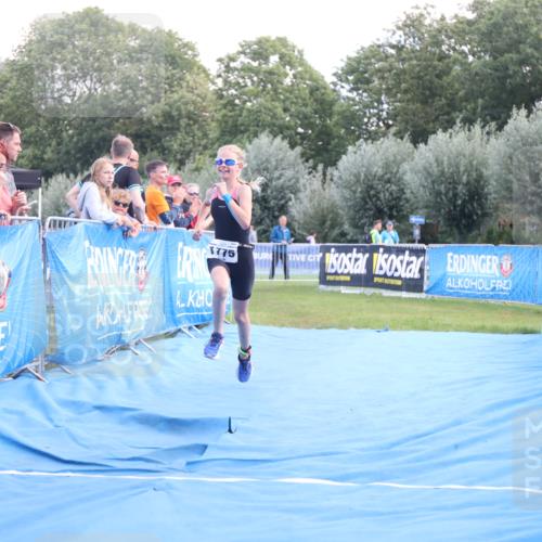 25.08.2024 - Elbe Triathlon Hamburg H.Heesch http://msf.ph/oto/6882311 25.08.2024 12:46:15 Ziel 1775 meine-sportfotos.de