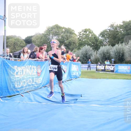 25.08.2024 - Elbe Triathlon Hamburg H.Heesch http://msf.ph/oto/6882326 25.08.2024 12:46:15 Ziel 1775 meine-sportfotos.de