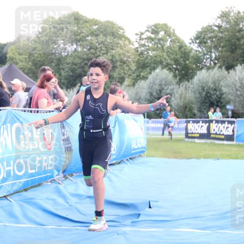 25.08.2024 - Elbe Triathlon Hamburg H.Heesch http://msf.ph/oto/6882360 25.08.2024 12:47:04 Ziel 1753, 1770 meine-sportfotos.de
