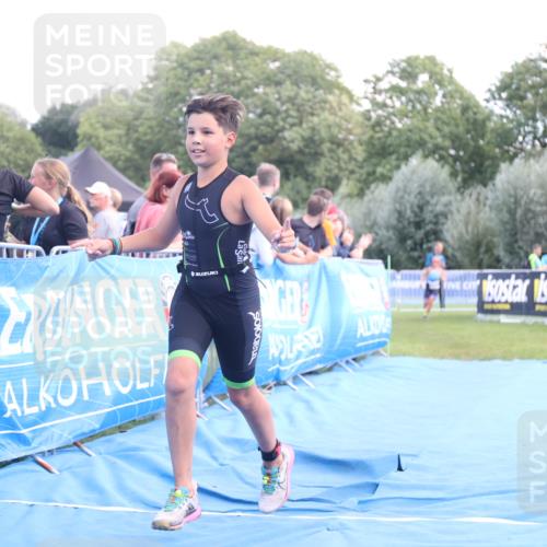 25.08.2024 - Elbe Triathlon Hamburg H.Heesch http://msf.ph/oto/6882364 25.08.2024 12:47:05 Ziel 1753, 1770 meine-sportfotos.de