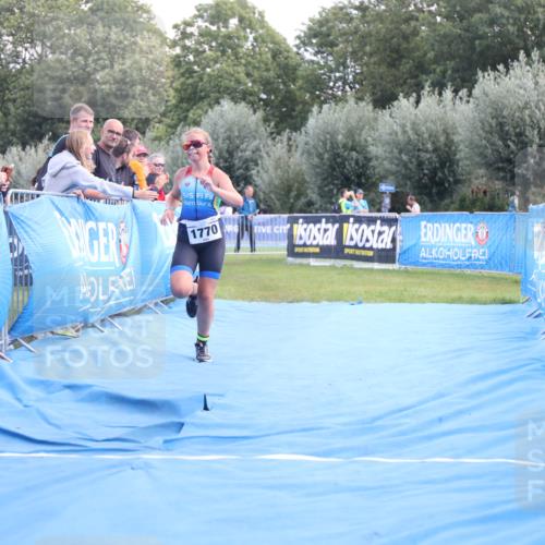 25.08.2024 - Elbe Triathlon Hamburg H.Heesch http://msf.ph/oto/6882373 25.08.2024 12:47:11 Ziel 1753, 1770 meine-sportfotos.de