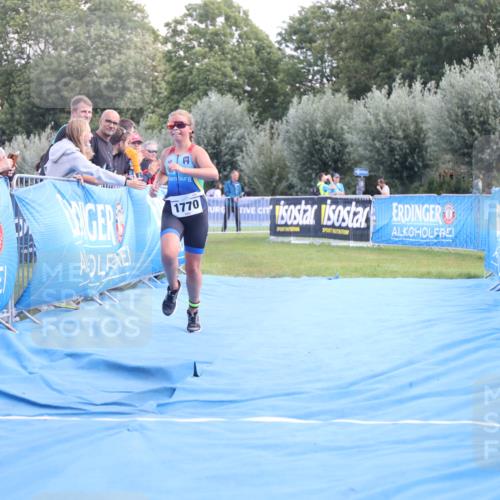 25.08.2024 - Elbe Triathlon Hamburg H.Heesch http://msf.ph/oto/6882374 25.08.2024 12:47:11 Ziel 1753, 1770 meine-sportfotos.de