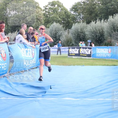 25.08.2024 - Elbe Triathlon Hamburg H.Heesch http://msf.ph/oto/6882377 25.08.2024 12:47:11 Ziel 1753, 1770 meine-sportfotos.de