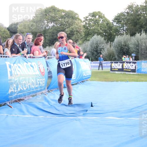 25.08.2024 - Elbe Triathlon Hamburg H.Heesch http://msf.ph/oto/6882384 25.08.2024 12:47:11 Ziel 1753, 1770 meine-sportfotos.de