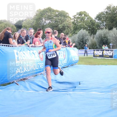 25.08.2024 - Elbe Triathlon Hamburg H.Heesch http://msf.ph/oto/6882388 25.08.2024 12:47:12 Ziel 1753, 1770 meine-sportfotos.de