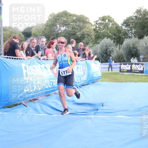 25.08.2024 - Elbe Triathlon Hamburg H.Heesch http://msf.ph/oto/6882389 25.08.2024 12:47:12 Ziel 1753, 1770 meine-sportfotos.de