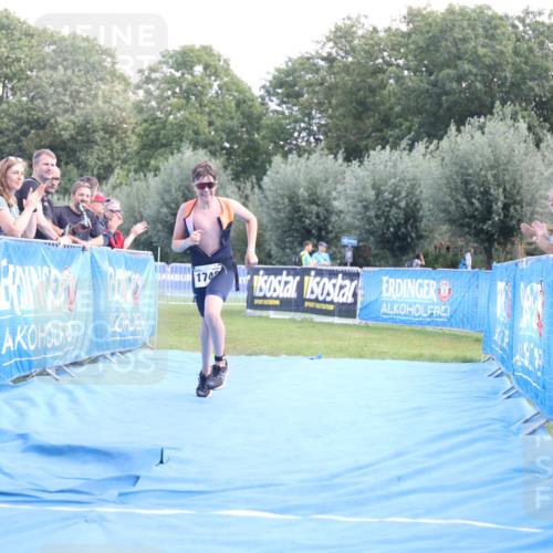 25.08.2024 - Elbe Triathlon Hamburg H.Heesch http://msf.ph/oto/6882396 25.08.2024 12:47:27 Ziel 1749 meine-sportfotos.de
