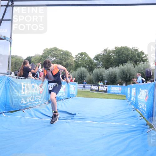 25.08.2024 - Elbe Triathlon Hamburg H.Heesch http://msf.ph/oto/6882417 25.08.2024 12:47:28 Ziel 1749 meine-sportfotos.de