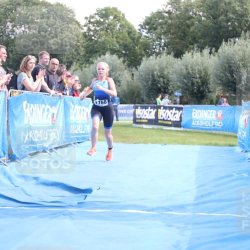 25.08.2024 - Elbe Triathlon Hamburg H.Heesch http://msf.ph/oto/6882426 25.08.2024 12:47:38 Ziel 1768 meine-sportfotos.de