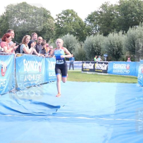 25.08.2024 - Elbe Triathlon Hamburg H.Heesch http://msf.ph/oto/6882429 25.08.2024 12:47:38 Ziel 1768 meine-sportfotos.de