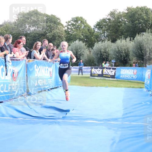 25.08.2024 - Elbe Triathlon Hamburg H.Heesch http://msf.ph/oto/6882432 25.08.2024 12:47:38 Ziel 1768 meine-sportfotos.de
