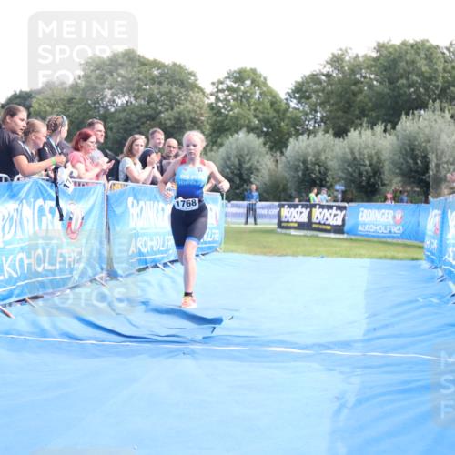 25.08.2024 - Elbe Triathlon Hamburg H.Heesch http://msf.ph/oto/6882435 25.08.2024 12:47:39 Ziel 1768 meine-sportfotos.de