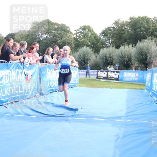 25.08.2024 - Elbe Triathlon Hamburg H.Heesch http://msf.ph/oto/6882436 25.08.2024 12:47:39 Ziel 1768 meine-sportfotos.de