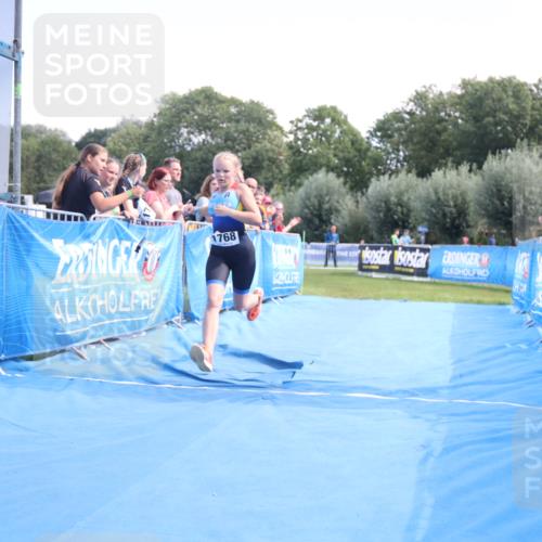 25.08.2024 - Elbe Triathlon Hamburg H.Heesch http://msf.ph/oto/6882440 25.08.2024 12:47:39 Ziel 1768 meine-sportfotos.de