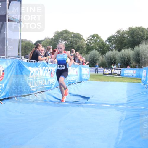 25.08.2024 - Elbe Triathlon Hamburg H.Heesch http://msf.ph/oto/6882444 25.08.2024 12:47:39 Ziel 1768 meine-sportfotos.de