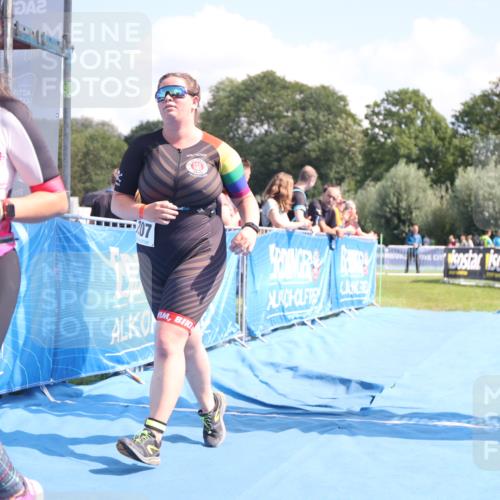 25.08.2024 - Elbe Triathlon Hamburg H.Heesch http://msf.ph/oto/6882491 25.08.2024 12:47:57 Ziel 1551, 1707 meine-sportfotos.de