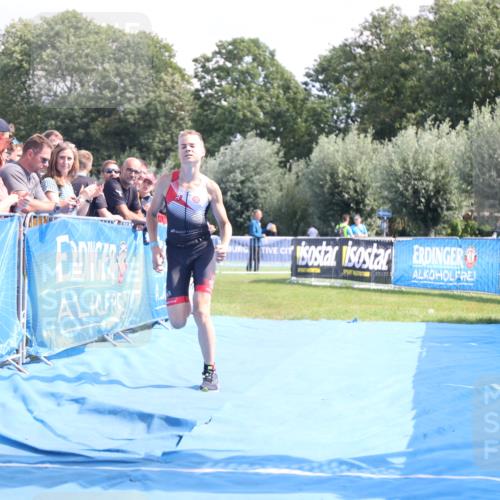 25.08.2024 - Elbe Triathlon Hamburg H.Heesch http://msf.ph/oto/6882497 25.08.2024 12:48:37 Ziel 1757 meine-sportfotos.de
