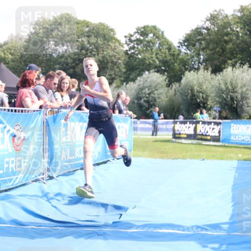 25.08.2024 - Elbe Triathlon Hamburg H.Heesch http://msf.ph/oto/6882501 25.08.2024 12:48:37 Ziel 1757 meine-sportfotos.de