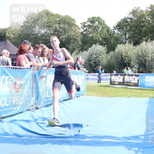 25.08.2024 - Elbe Triathlon Hamburg H.Heesch http://msf.ph/oto/6882502 25.08.2024 12:48:37 Ziel 1757 meine-sportfotos.de