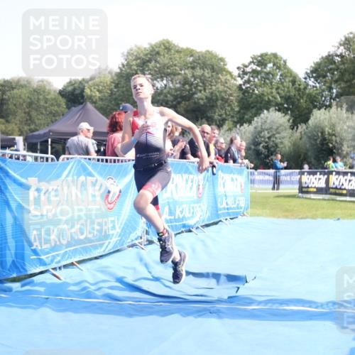 25.08.2024 - Elbe Triathlon Hamburg H.Heesch http://msf.ph/oto/6882506 25.08.2024 12:48:38 Ziel 1757 meine-sportfotos.de