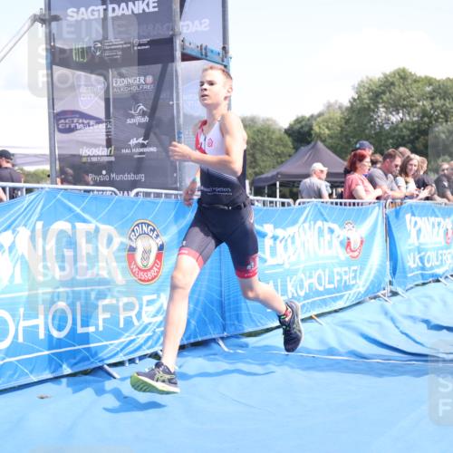 25.08.2024 - Elbe Triathlon Hamburg H.Heesch http://msf.ph/oto/6882515 25.08.2024 12:48:38 Ziel 1757 meine-sportfotos.de