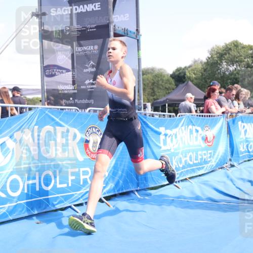 25.08.2024 - Elbe Triathlon Hamburg H.Heesch http://msf.ph/oto/6882516 25.08.2024 12:48:38 Ziel 1757 meine-sportfotos.de