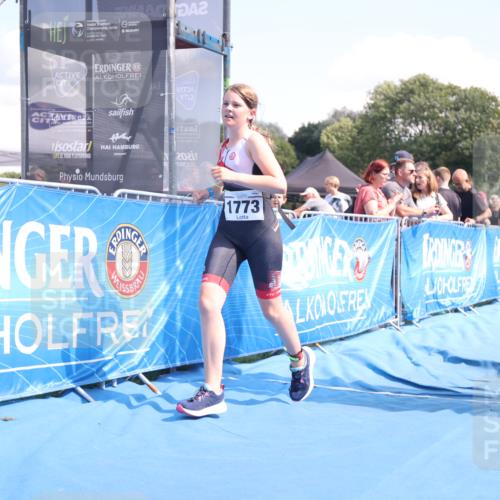 25.08.2024 - Elbe Triathlon Hamburg H.Heesch http://msf.ph/oto/6882538 25.08.2024 12:48:59 Ziel 1773 meine-sportfotos.de