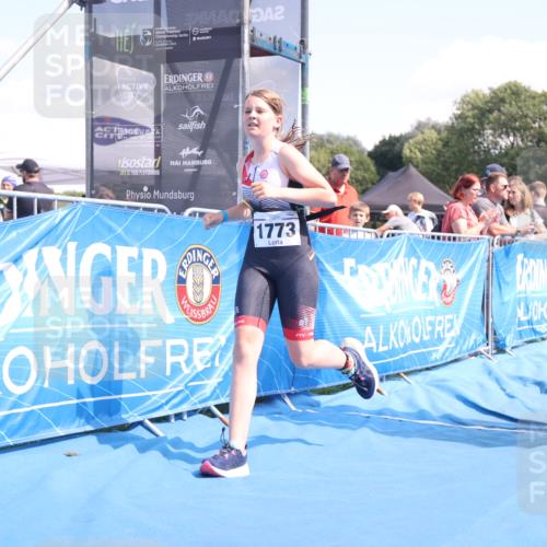 25.08.2024 - Elbe Triathlon Hamburg H.Heesch http://msf.ph/oto/6882540 25.08.2024 12:48:59 Ziel 1773 meine-sportfotos.de
