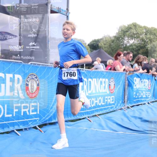 25.08.2024 - Elbe Triathlon Hamburg H.Heesch http://msf.ph/oto/6882560 25.08.2024 12:49:11 Ziel 1760 meine-sportfotos.de