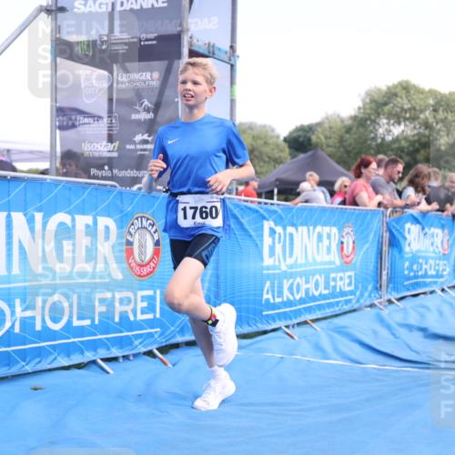 25.08.2024 - Elbe Triathlon Hamburg H.Heesch http://msf.ph/oto/6882563 25.08.2024 12:49:11 Ziel 1760 meine-sportfotos.de