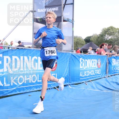 25.08.2024 - Elbe Triathlon Hamburg H.Heesch http://msf.ph/oto/6882567 25.08.2024 12:49:11 Ziel 1760 meine-sportfotos.de