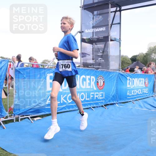 25.08.2024 - Elbe Triathlon Hamburg H.Heesch http://msf.ph/oto/6882573 25.08.2024 12:49:12 Ziel 1760 meine-sportfotos.de