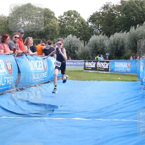 25.08.2024 - Elbe Triathlon Hamburg H.Heesch http://msf.ph/oto/6882583 25.08.2024 12:50:08 Ziel 1752 meine-sportfotos.de