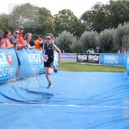 25.08.2024 - Elbe Triathlon Hamburg H.Heesch http://msf.ph/oto/6882586 25.08.2024 12:50:09 Ziel 1752 meine-sportfotos.de