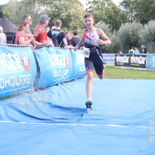 25.08.2024 - Elbe Triathlon Hamburg H.Heesch http://msf.ph/oto/6882609 25.08.2024 12:50:55 Ziel 1756 meine-sportfotos.de
