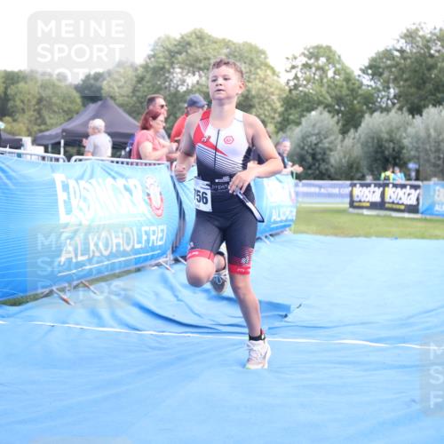 25.08.2024 - Elbe Triathlon Hamburg H.Heesch http://msf.ph/oto/6882618 25.08.2024 12:50:55 Ziel 1756 meine-sportfotos.de
