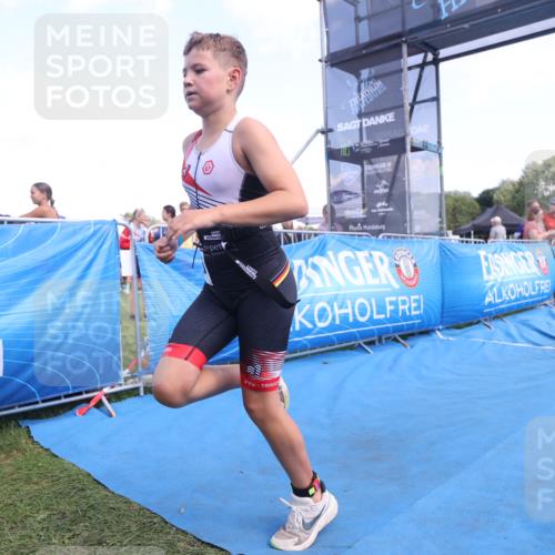 25.08.2024 - Elbe Triathlon Hamburg H.Heesch http://msf.ph/oto/6882632 25.08.2024 12:50:56 Ziel 1756 meine-sportfotos.de